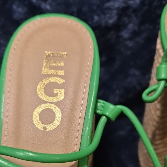 EGO Vibrant Green and Tan Platform Sandals - Picture 2 of 6